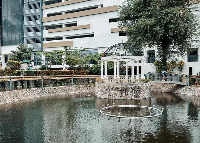 Aparthotel With Balcony In